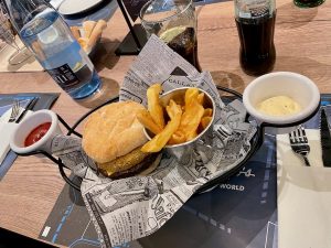 Hamburguesa Great Angus Burger del restaurante LaLiga TwentyNines 2021