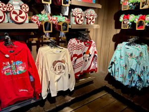 Productos navidad Disneyland Paris - ropa, orejas y loungefly