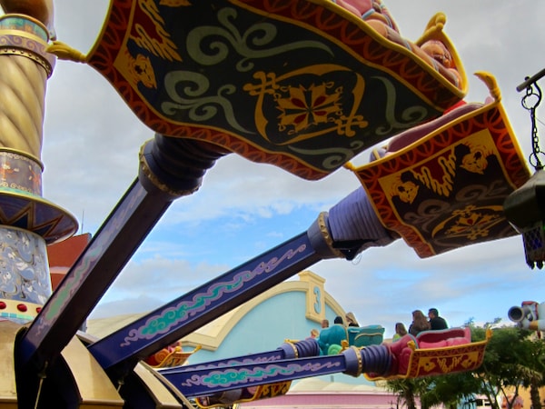 Flying Carpets Over Agrabah atracción de Aladdin