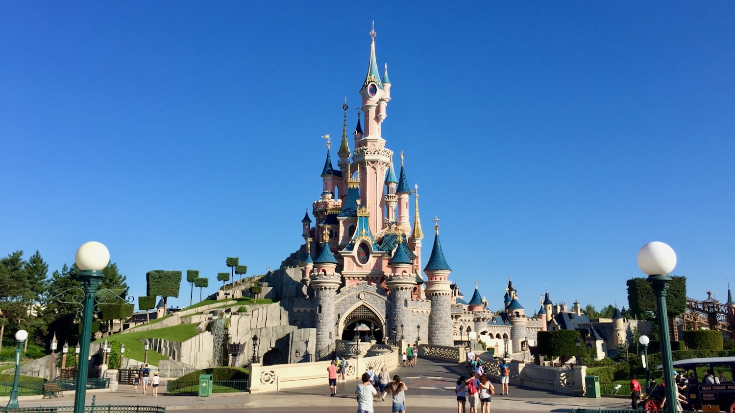 Lee más sobre el artículo ¿Vale la pena viajar a Disneyland Paris en 2022?
