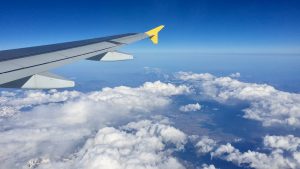 9 consejos para volar seguros en la era COVID