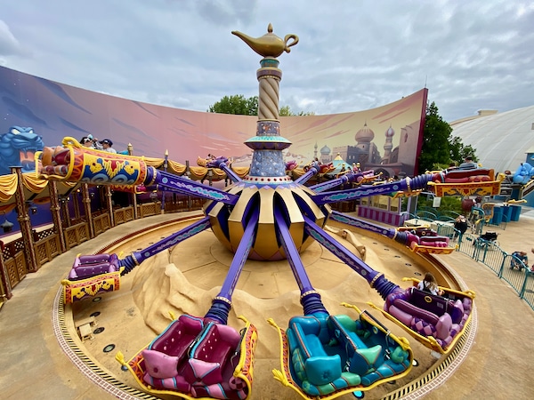 Alfombras voladoras sobre Agrabah Atracción de Walt Disney Studios en Disneyland Paris