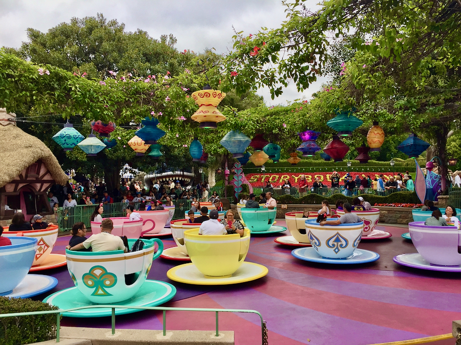 Atracción Mad Tea Party en Disneyland Resort California