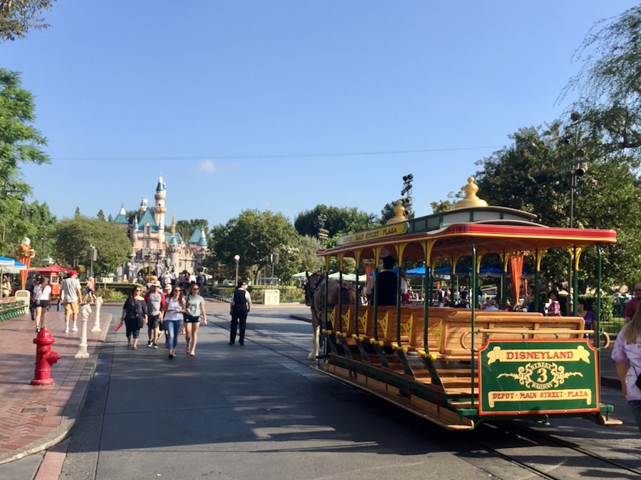 Tranvía en Main Street USA de Disneyland en California