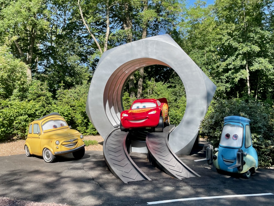 Escena de Cars Road Trip nueva atracción de Walt Disney Studios en Disneyland Paris