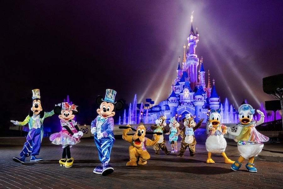 Nuevos trajes de los personajes de Disneyland Paris para el 30 aniversario