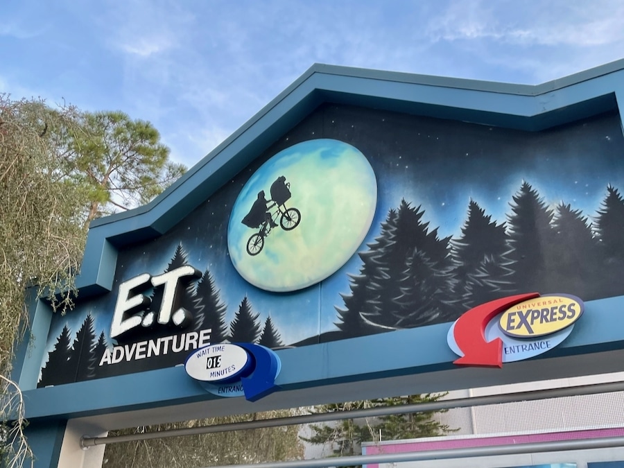 Cartel de la atracción de ET en Universal Studios Florida