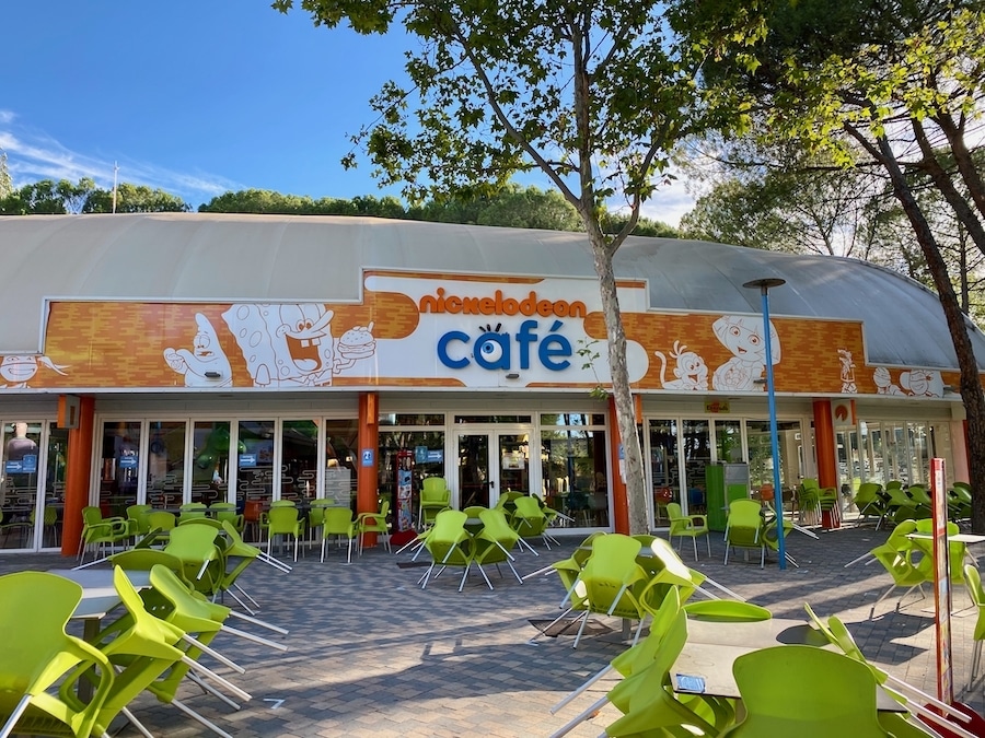 Restaurante Nickelodeon Cafe en el Parque de Atracciones de Madrid
