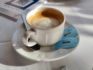 Café con leche - Desayuno en Hotel Mansión de Lucy