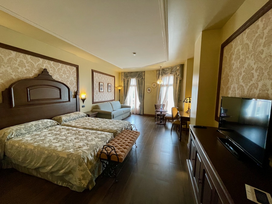 Habitación deluxe superior en el Hotel Mansión de Lucy de PortAventura World