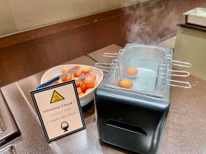 Huevos duros - Desayuno en el Hotel New York - The Art of Marvel