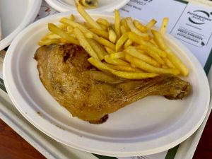 La Cantina - Cuarto de pollo al horno con patatas fritas 2023