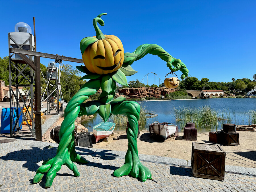 Hombre calabaza gigante - decoración Halloween PortAventura