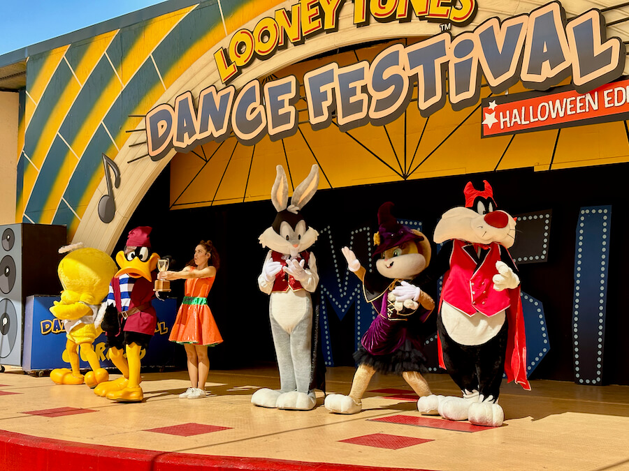 Looney Tunes Dance Festival Halloween Edition - Espectáculo Parque Warner