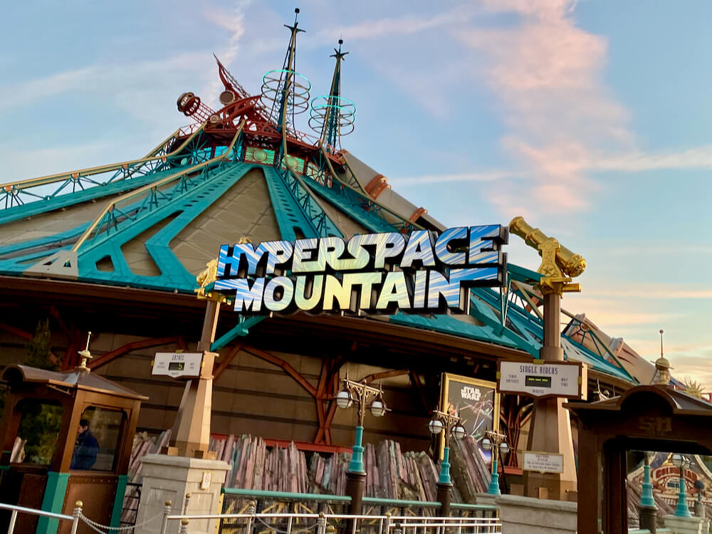 Hyperspace Mountain en Disneyland Paris en el Extra Magic Time