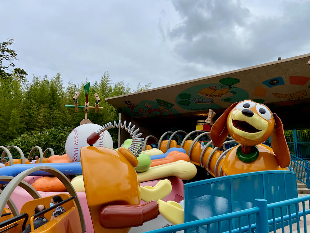 Slinky Dog Zigzag Spin atracción Walt Disney Studios